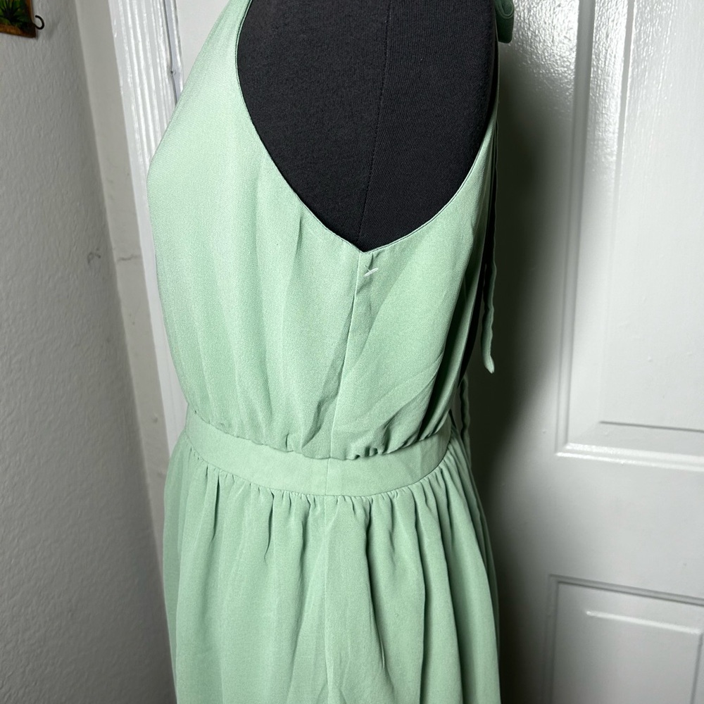 Charlotte Russe Green Halter Backless Dress Cocktail - Picture 5 of 10